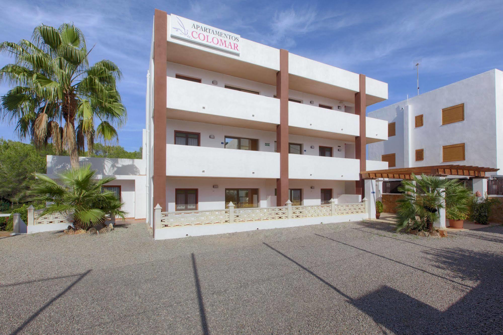 Apartamentos Colomar 圣埃乌拉利亚 外观 照片